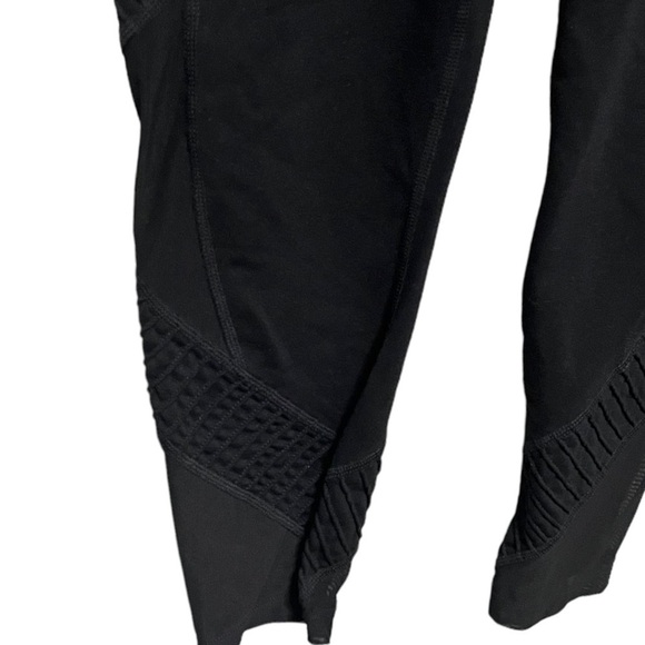 Athleta High Rise Pintuck Chaturanga Crop Leggings - Picture 6 of 8